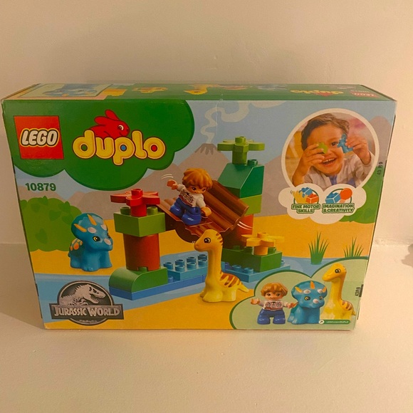 LEGO DUPLO Jurassic World Gentle Giants Petting Zoo 10879 Building Kit NIB - Picture 6 of 7